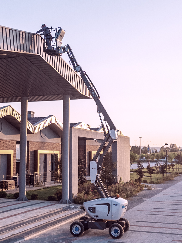 Mote Lift | Zirveye Ulaşmada Güvenilir Performans